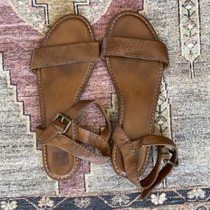 FRYE Phillip Sandals